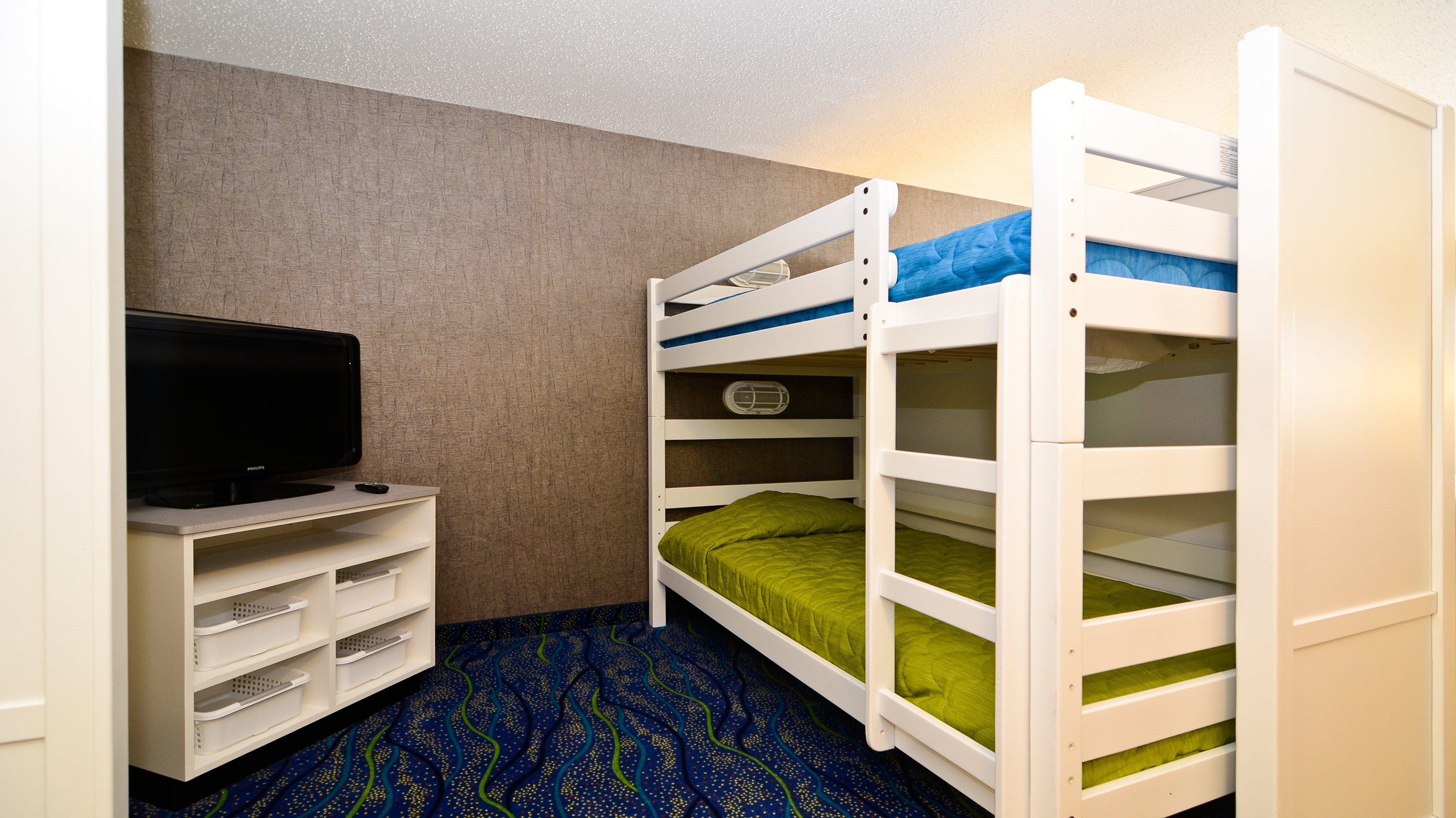 Holiday Inn Express Hotel & Suites Fort Atkinson By Ihg Екстериор снимка